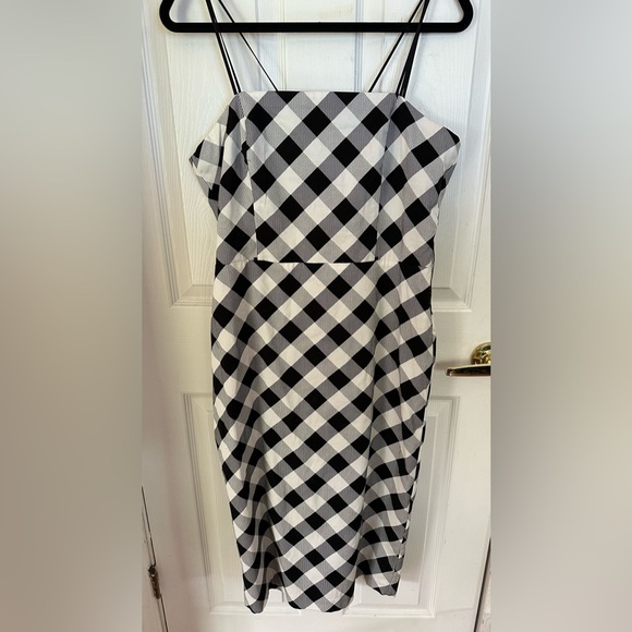 White House Black Market Gingham Picnic Dress - Picture 11 of 11